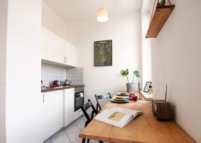 Monteurzimmer Küche mit Sitzgelegenheit